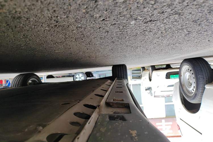 Used MG ES5 2025 515 Pro Rear-Drive Version Right Side Sill