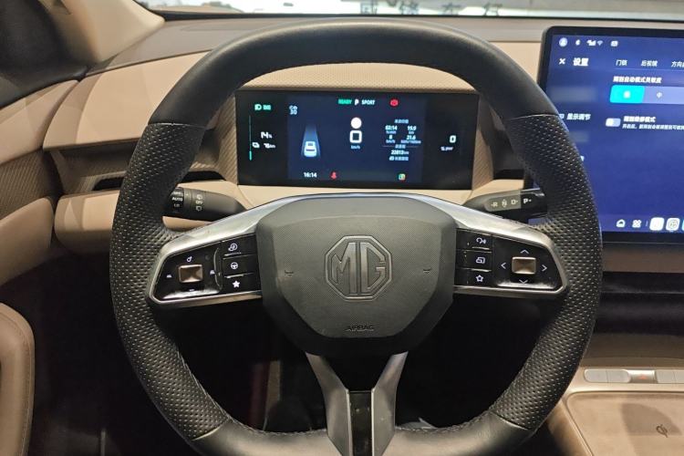 Used MG ES5 2025 525max Rear-Drive Intelligent Driving Version Steering Wheel