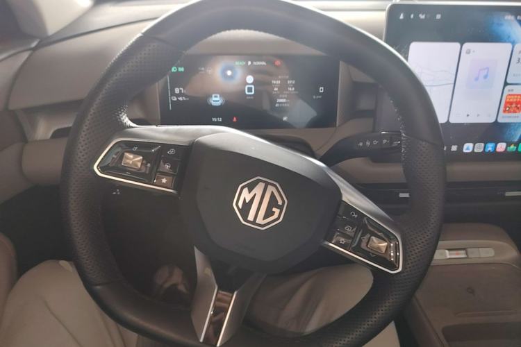 Used MG ES5 2025 525max Rear-Drive Intelligent Driving Version Steering Wheel