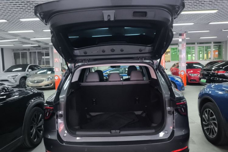 Used MG ES5 2025 425 Pro Rear-Drive Version Trunk