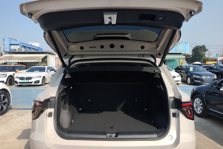 Used MG ES5 2025 525max Rear-Drive Intelligent Driving Version Trunk