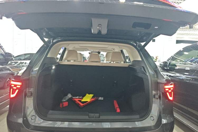 Used MG ES5 2025 425plus Rear-Drive Version Trunk