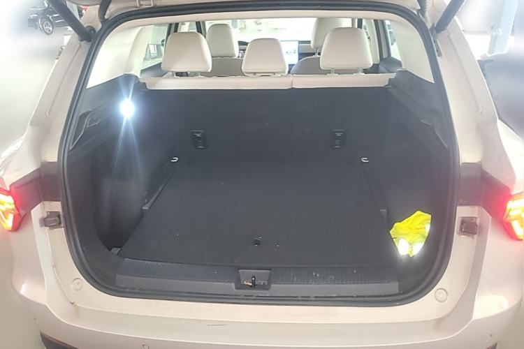 Used MG ES5 2025 525max Rear-Drive Intelligent Driving Version Trunk