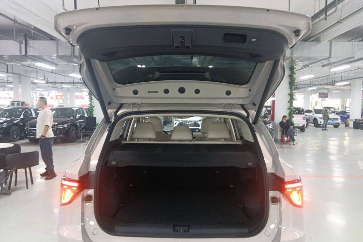 Used MG ES5 2025 525max Rear-Drive Intelligent Driving Version Trunk