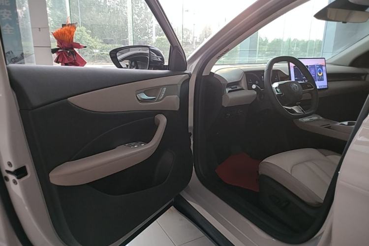 Used MG ES5 2025 525max Rear-Drive Intelligent Driving Version Driver Seat