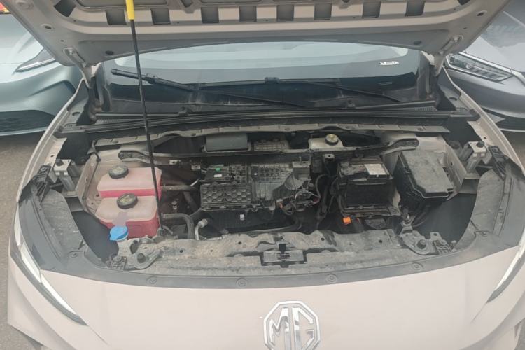 Used MG ES5 2025 515 Pro Rear-Drive Version Engine Bay