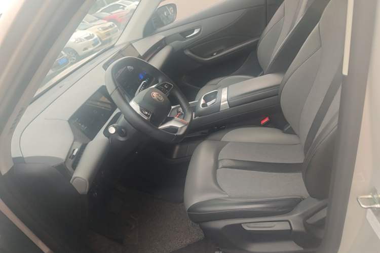 Used MG ES5 2025 515 Pro Rear-Drive Version Left Front Seat