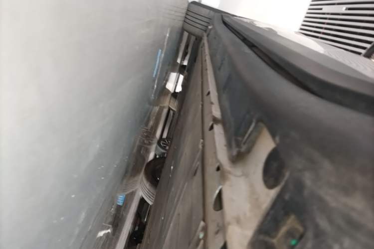 Used MG ES5 2025 525max Rear-Drive Intelligent Driving Version Left Side Sill