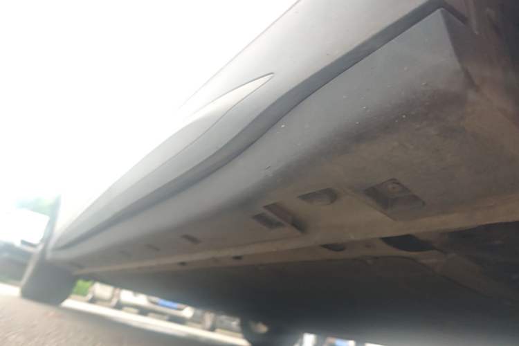 Used MG ES5 2025 515 Pro Rear-Drive Version Left Side Sill