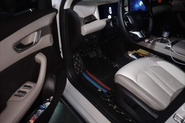 Used MG ES5 2025 525max Rear-Drive Intelligent Driving Version Driver Seat