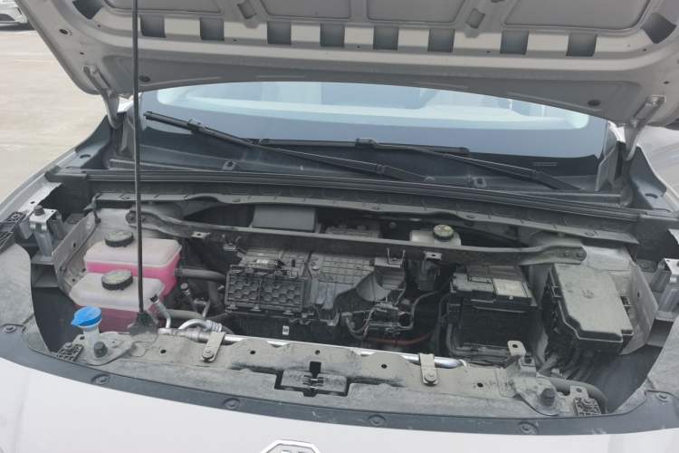 Used MG ES5 2025 525max Rear-Drive Intelligent Driving Version Engine Bay