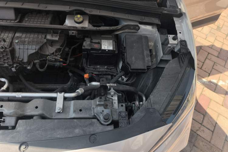 Used MG ES5 2025 515plus Rear-Drive Version Engine Bay Left