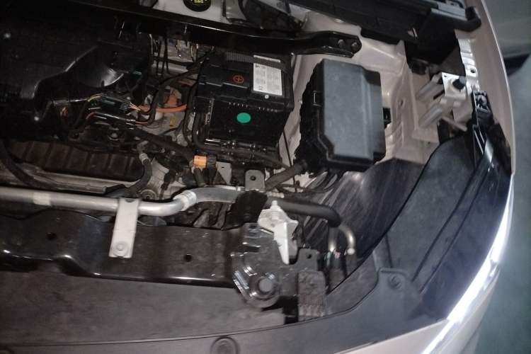 Used MG ES5 2025 525max Rear-Drive Intelligent Driving Version Engine Bay Left