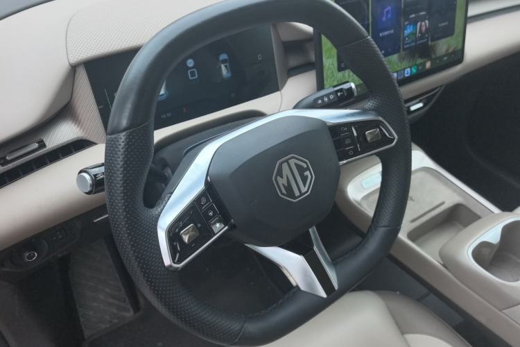 Used MG ES5 2025 525max Rear-Drive Intelligent Driving Version Steering Wheel