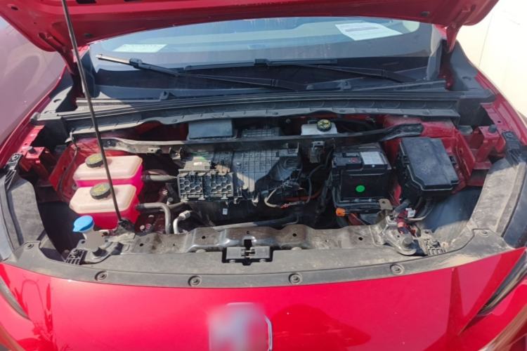 Used MG ES5 2025 425 Pro Rear-Drive Version Engine Bay