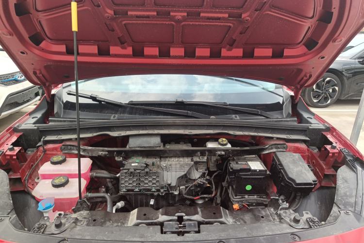 Used MG ES5 2025 425 Pro Rear-Drive Version Engine Bay