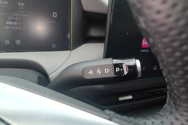 Used MG ES5 2025 425 Pro Rear-Drive Version Gear Lever