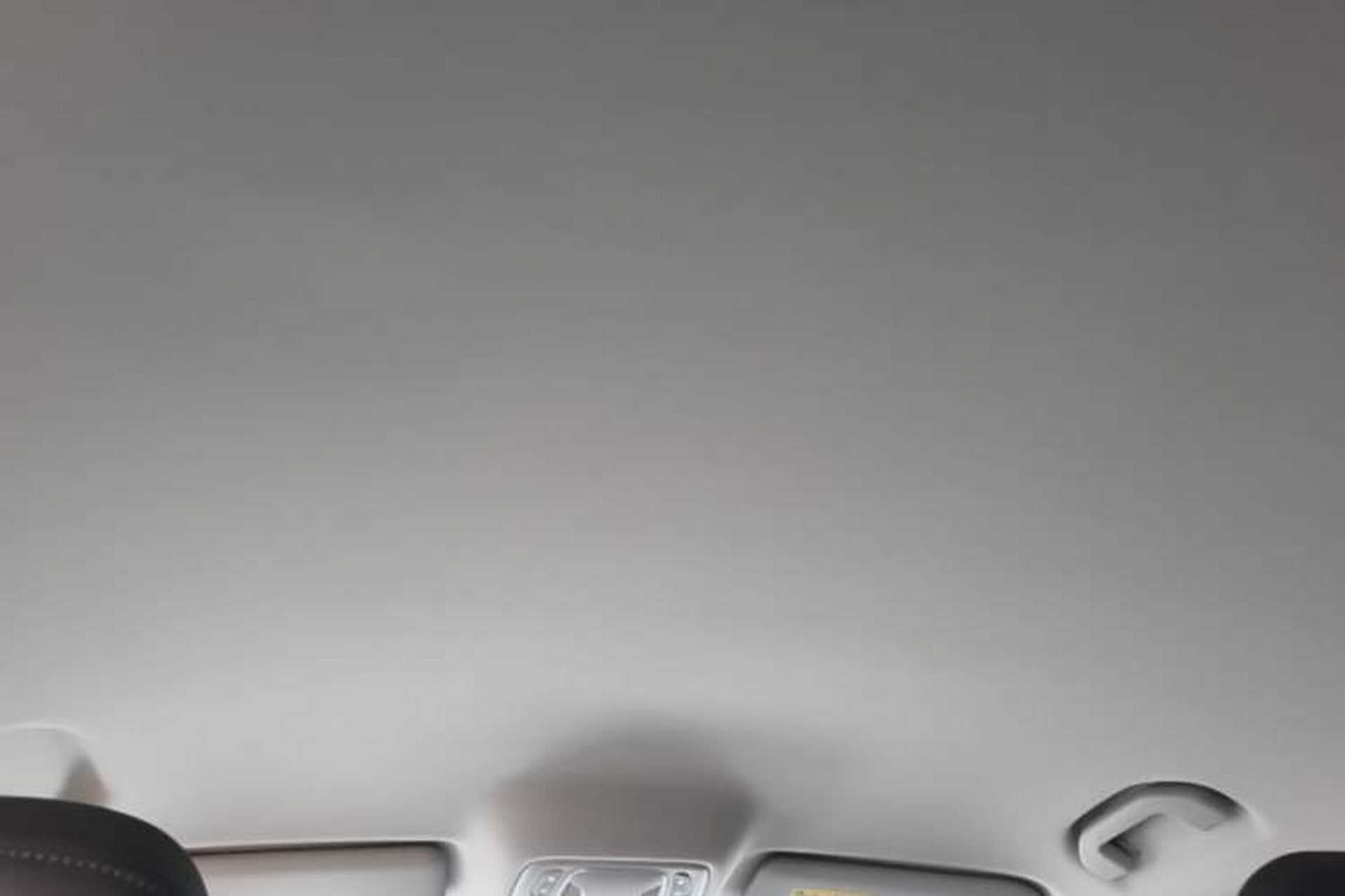 Used MG ES5 2025 425 Pro Rear-Drive Version Headliner