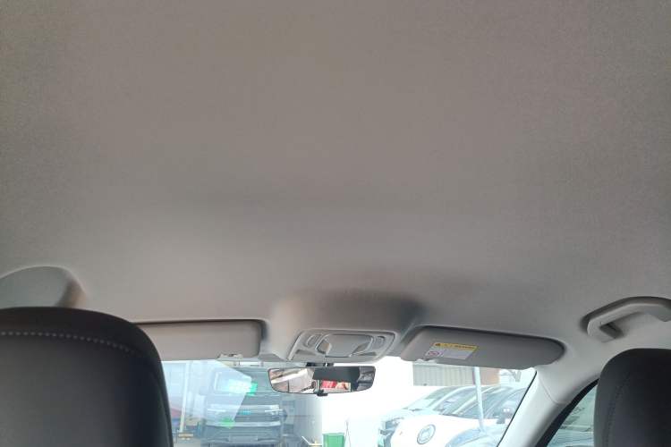 Used MG ES5 2025 425 Pro Rear-Drive Version Headliner