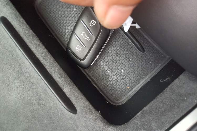 Used MG ES5 2025 425 Pro Rear-Drive Version Interior 1