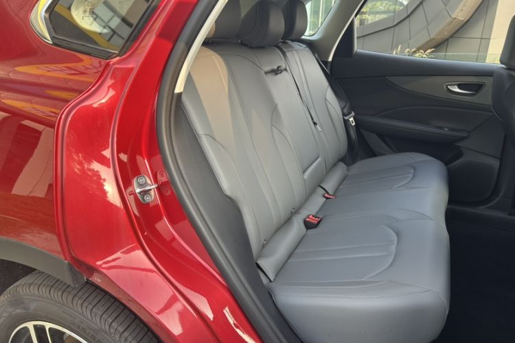 Used MG ES5 2025 525max Rear-Drive Intelligent Driving Version Interior 4
