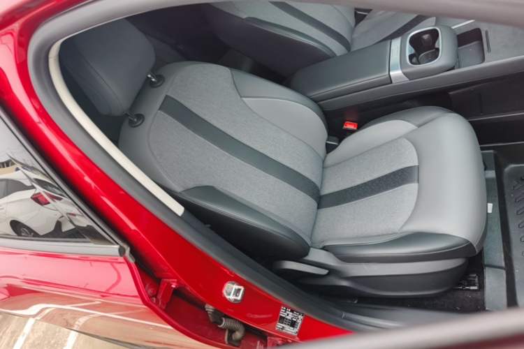 Used MG ES5 2025 425 Pro Rear-Drive Version Right Front Seat