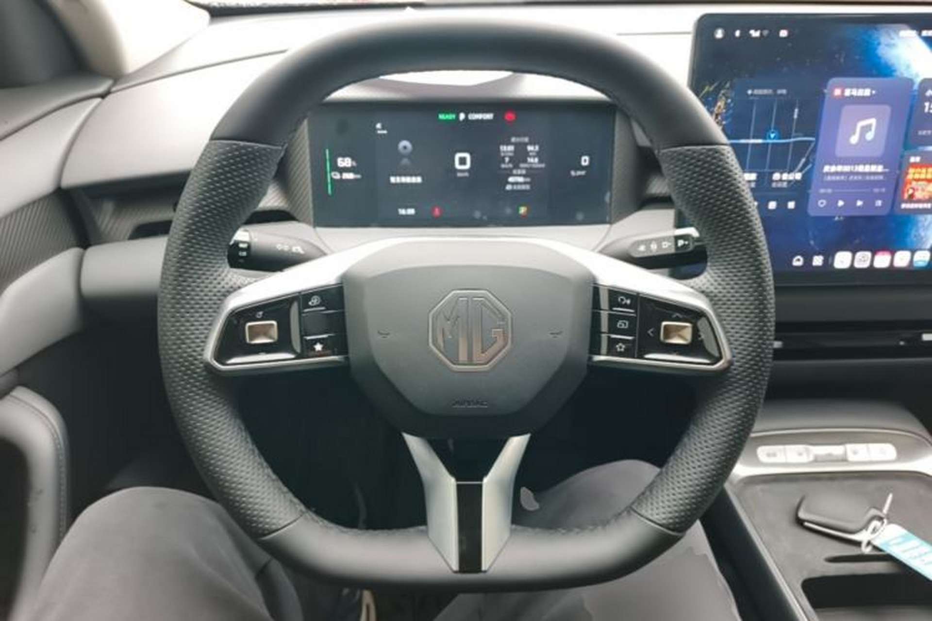Used MG ES5 2025 425 Pro Rear-Drive Version Steering Wheel