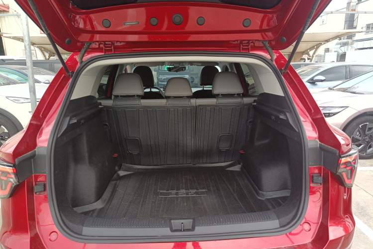 Used MG ES5 2025 425 Pro Rear-Drive Version Trunk