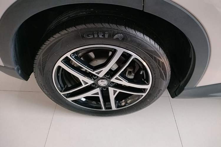Used MG ES5 2025 525max Rear-Drive Intelligent Driving Version Right Rear Wheel Hub