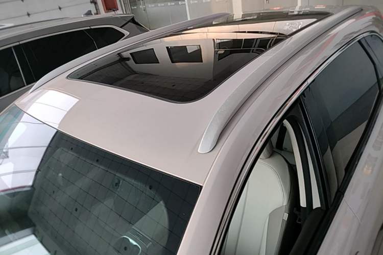 Used MG ES5 2025 525max Rear-Drive Intelligent Driving Version Roof
