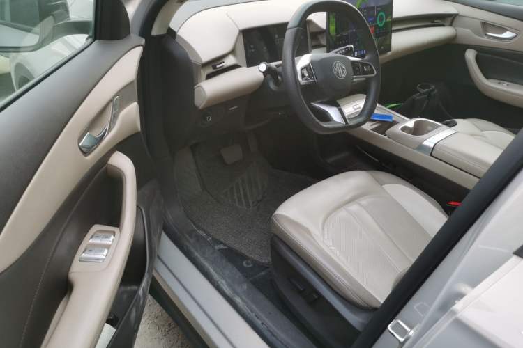 Used MG ES5 2025 525max Rear-Drive Intelligent Driving Version Driver Seat