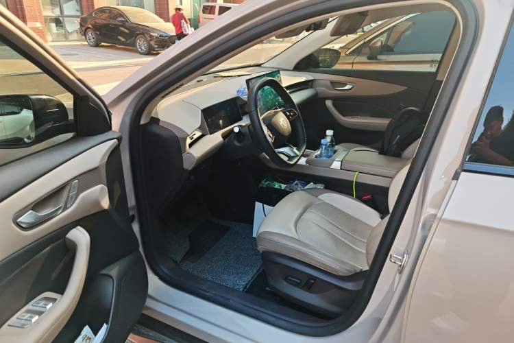 Used MG ES5 2025 525max Rear-Drive Intelligent Driving Version Driver Seat