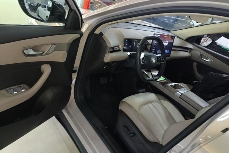 Used MG ES5 2025 525max Rear-Drive Intelligent Driving Version Driver Seat