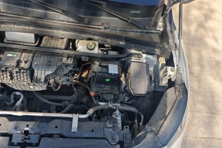 Used MG ES5 2025 425plus Rear-Drive Version Engine Bay Left