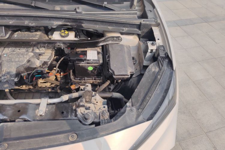 Used MG ES5 2025 515plus Rear-Drive Version Engine Bay Left