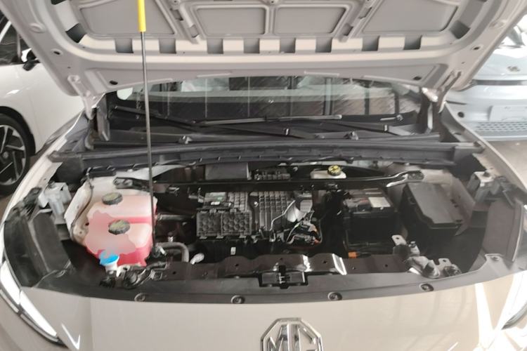 Used MG ES5 2025 425 Pro Rear-Drive Version Engine Bay