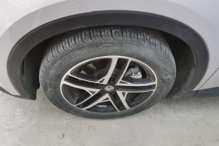Used MG ES5 2025 525max Rear-Drive Intelligent Driving Version Exterior 4