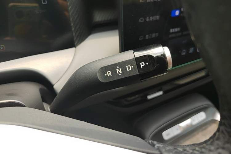 Used MG ES5 2025 515 Pro Rear-Drive Version Gear Lever