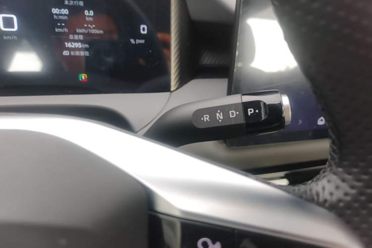 Used MG ES5 2025 515 Pro Rear-Drive Version Gear Lever