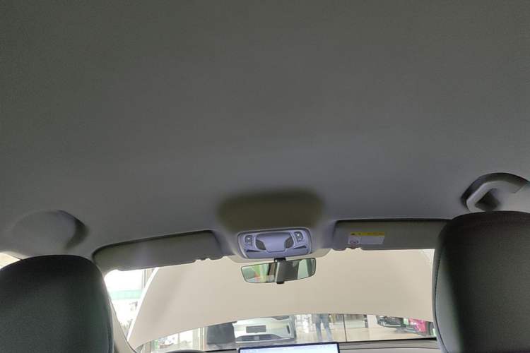 Used MG ES5 2025 515 Pro Rear-Drive Version Headliner
