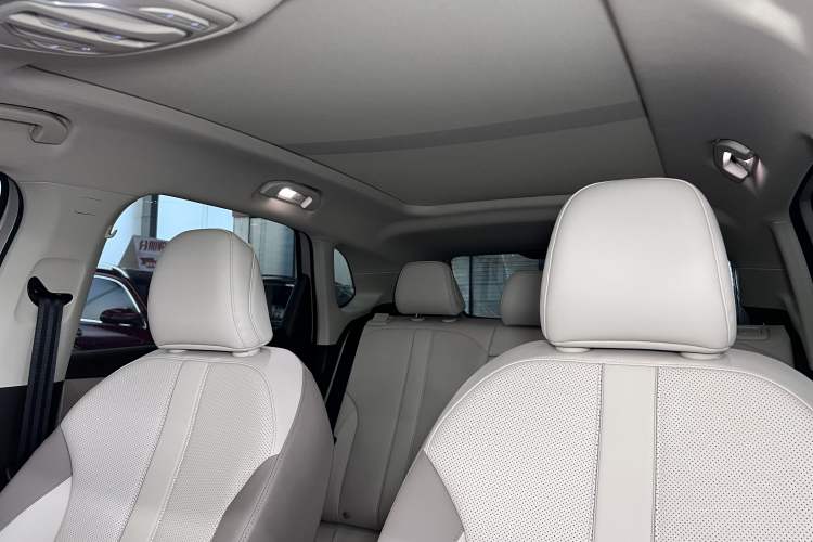 Used MG ES5 2025 515plus Rear-Drive Version Headliner