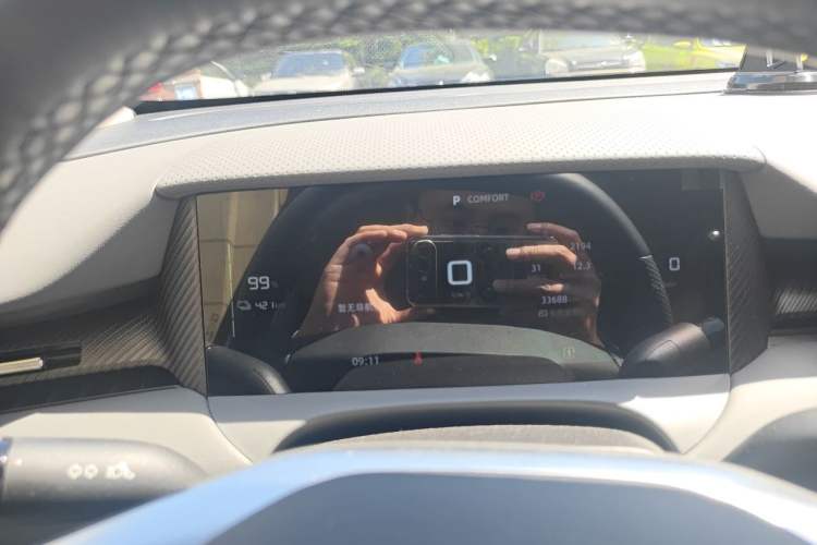 Used MG ES5 2025 425 Pro Rear-Drive Version Instrument Cluster
