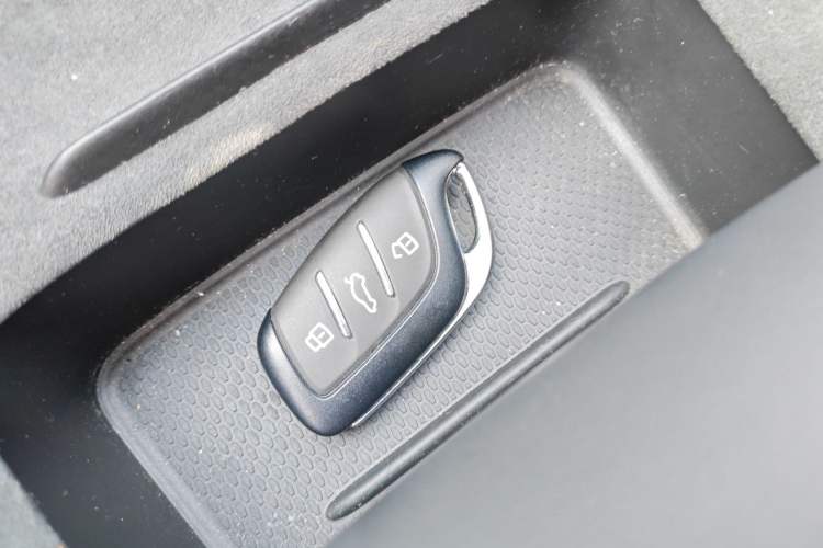 Used MG ES5 2025 515 Pro Rear-Drive Version Interior 1