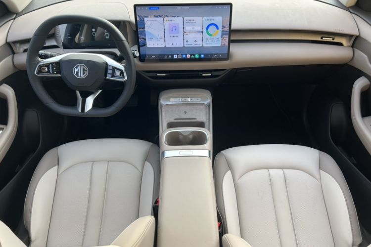 Used MG ES5 2025 525max Rear-Drive Intelligent Driving Version Interior 10