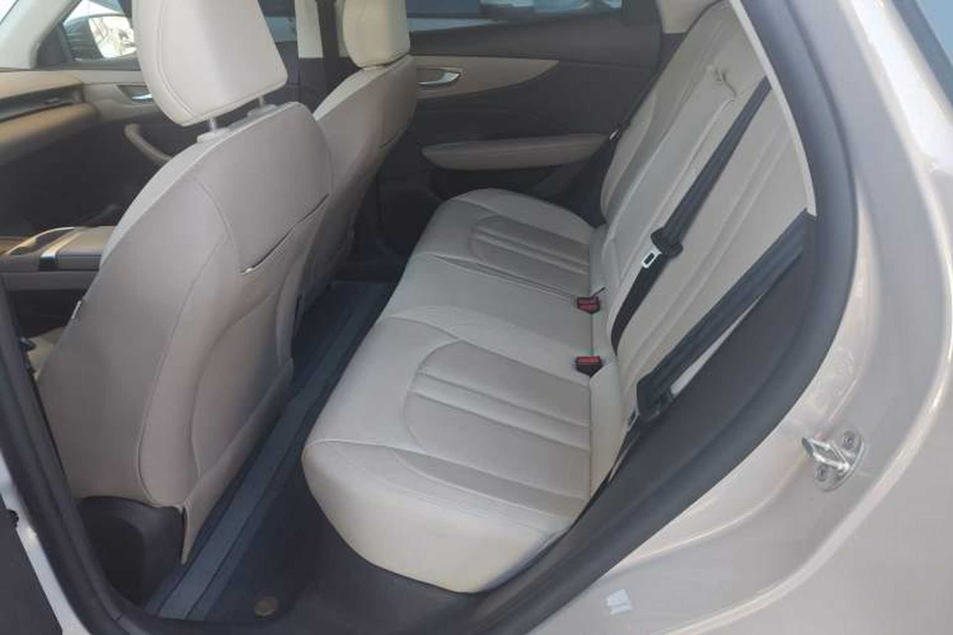Used MG ES5 2025 525max Rear-Drive Intelligent Driving Version Interior 4
