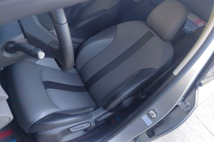 Used MG ES5 2025 515 Pro Rear-Drive Version Left Front Seat