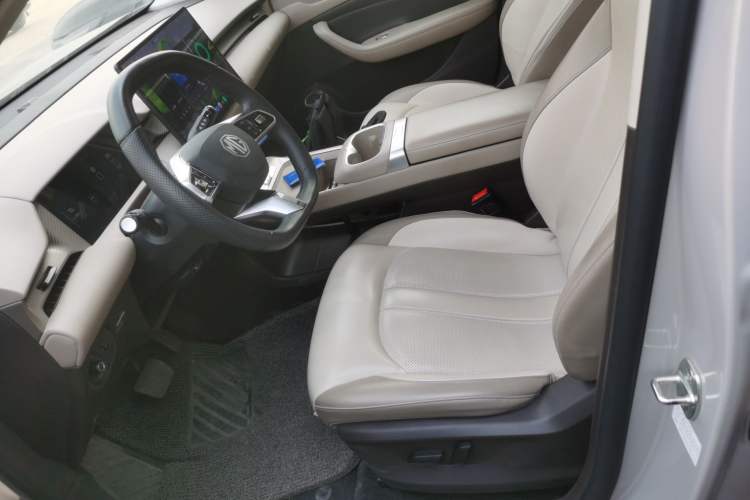 Used MG ES5 2025 525max Rear-Drive Intelligent Driving Version Left Front Seat