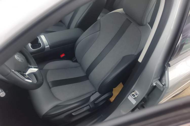 Used MG ES5 2025 515 Pro Rear-Drive Version Left Front Seat