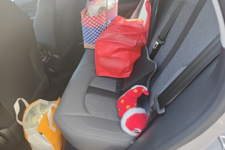 Used MG ES5 2025 425 Pro Rear-Drive Version Left Rear Seat