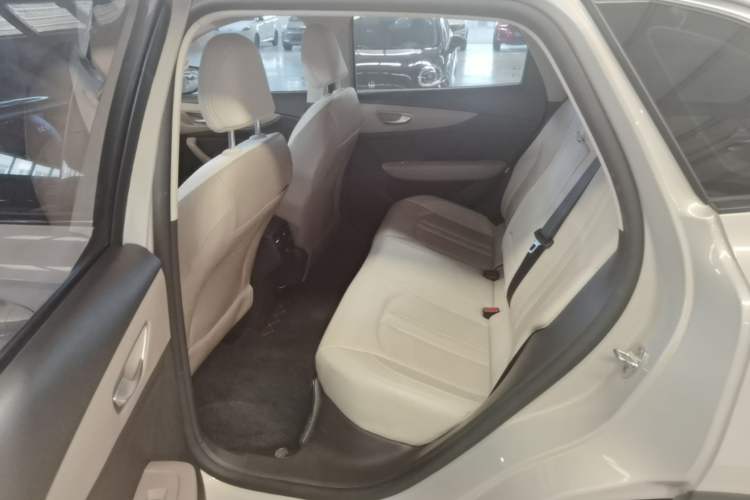 Used MG ES5 2025 525max Rear-Drive Intelligent Driving Version Left Rear Seat